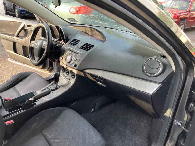 2010 Mazda MAZDA3 i Sport