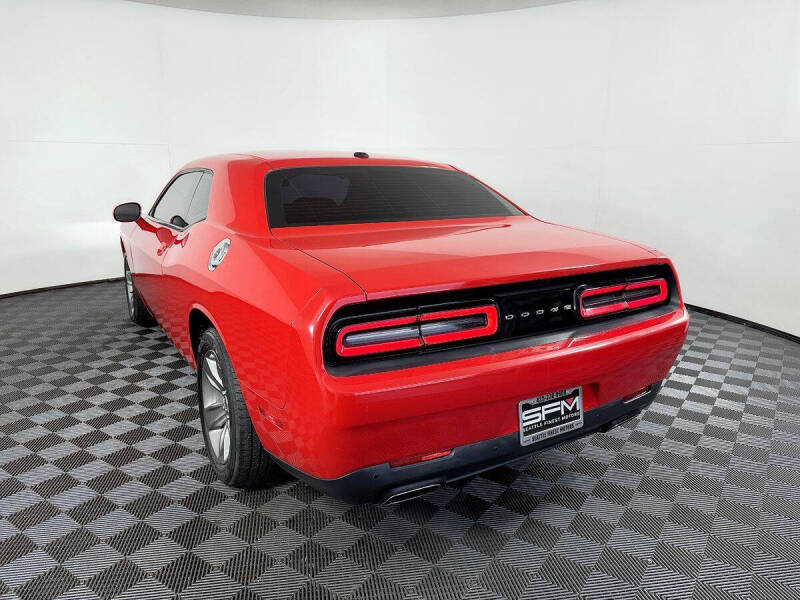 2015 Dodge Challenger SXT