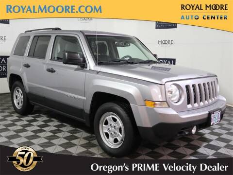 2016 Jeep Patriot for sale at Royal Moore Custom Finance in Hillsboro OR