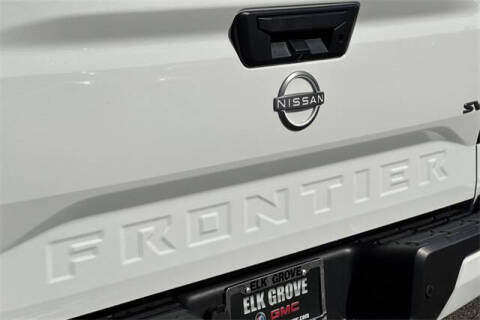 2024 Nissan Frontier SV