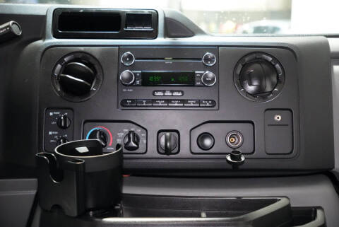 2014 Ford E-Series E-150 XLT