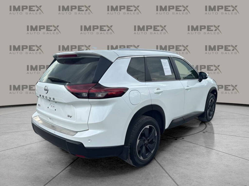 2024 Nissan Rogue SV
