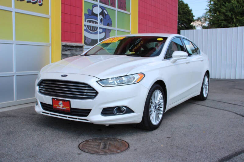 2014 Ford Fusion SE