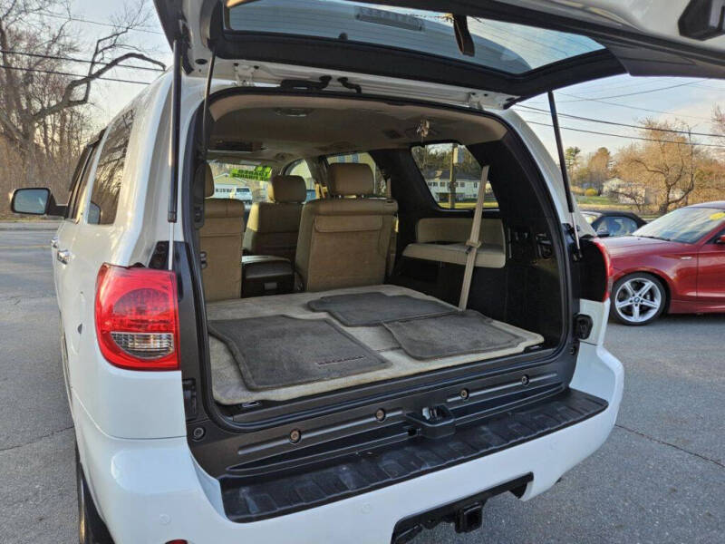 2011 Toyota Sequoia Platinum