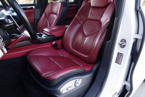 2016 Porsche Cayenne S