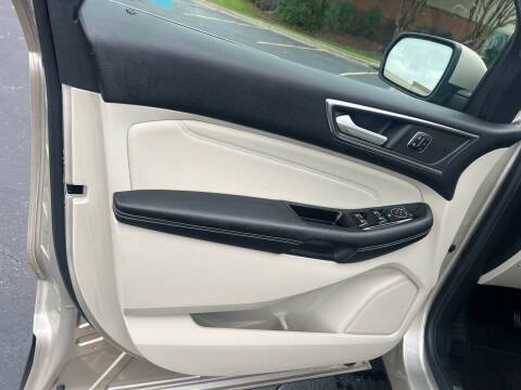 2017 Ford Edge Titanium