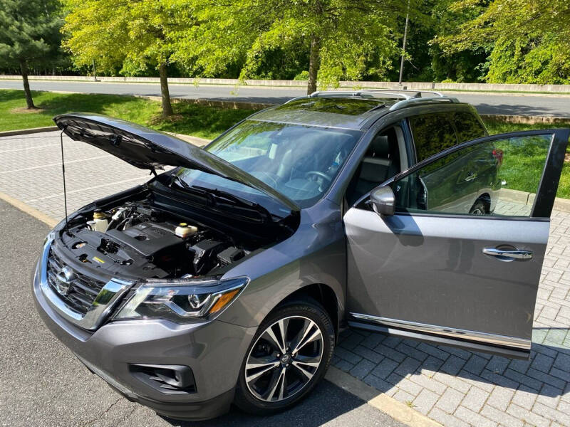 2020 Nissan Pathfinder Platinum photo 24