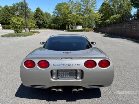 2004 Chevrolet Corvette