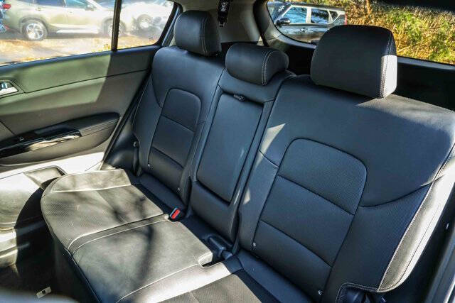 2022 Kia Sportage EX