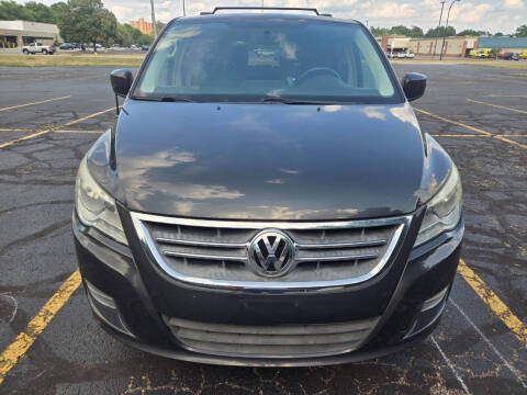 2011 Volkswagen Routan SEL