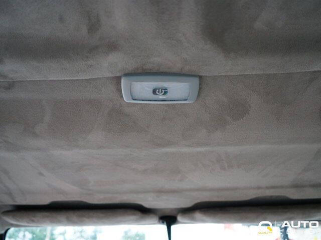 1987 Land Rover Defender