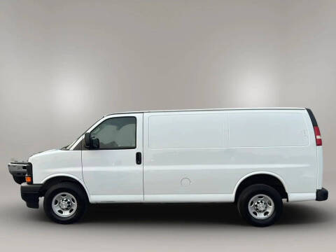2017 Chevrolet Express 2500