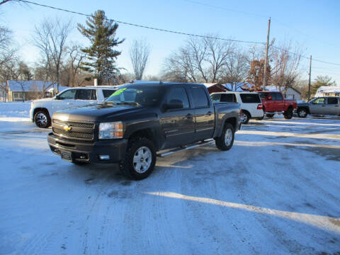 2011 Chevrolet Silverado 1500 for sale at The Auto Specialist Inc. in Des Moines IA