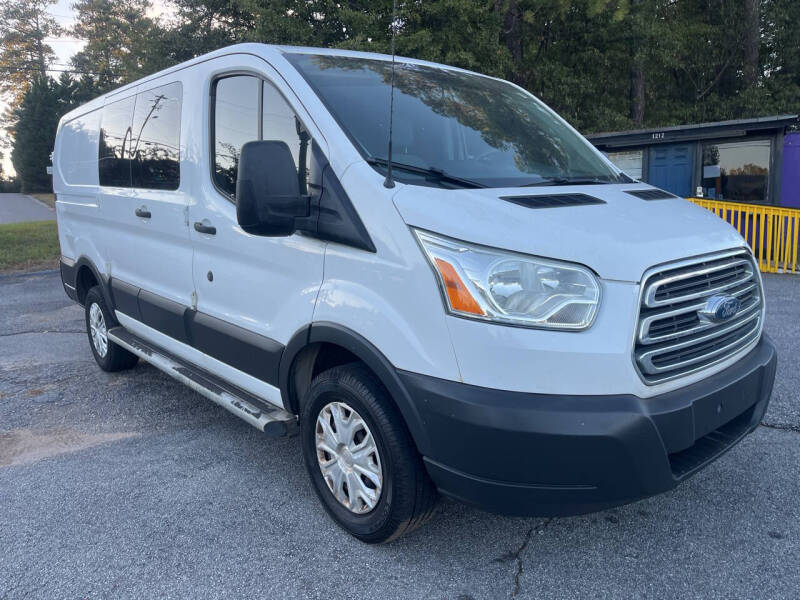 2015 Ford Transit Base photo 2