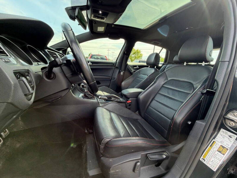 2017 Volkswagen Golf GTI SE