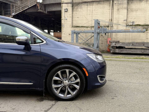 2017 Chrysler Pacifica Limited