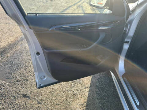 2017 BMW X1 xDrive28i