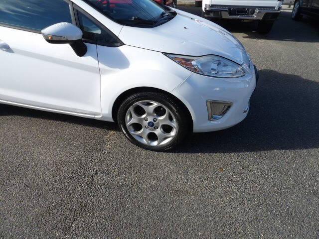 2012 Ford Fiesta SES