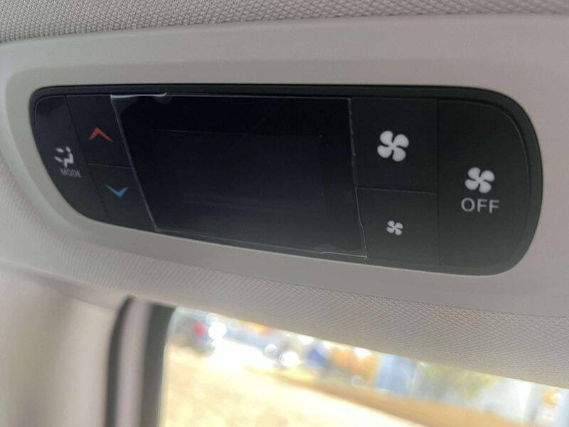 2024 Chrysler Voyager LX