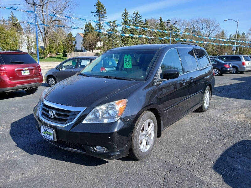 Used 2009 Honda Odyssey Touring with VIN 5FNRL38979B004399 for sale in Milwaukee, WI