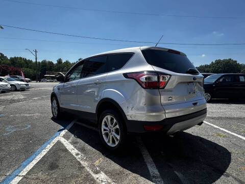 2017 Ford Escape SE