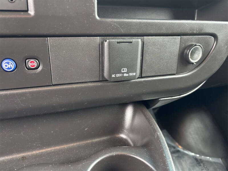 2024 Chevrolet Express 2500