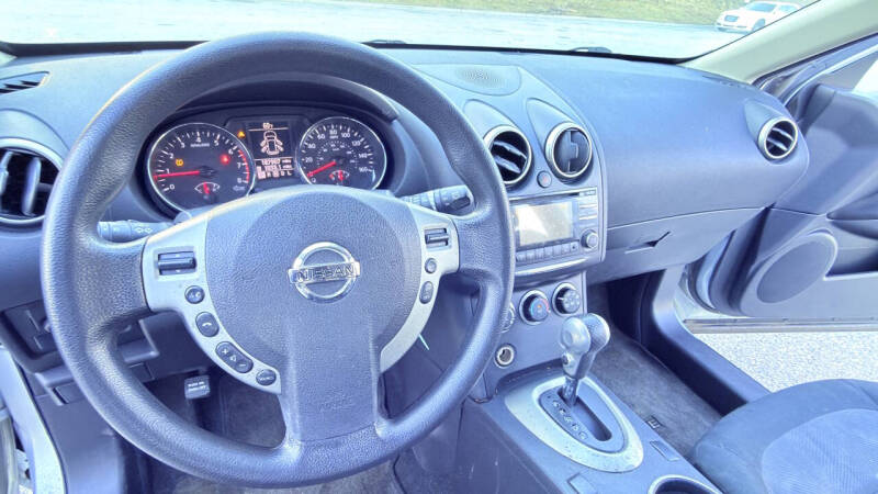 2013 Nissan Rogue SV w/SL Package