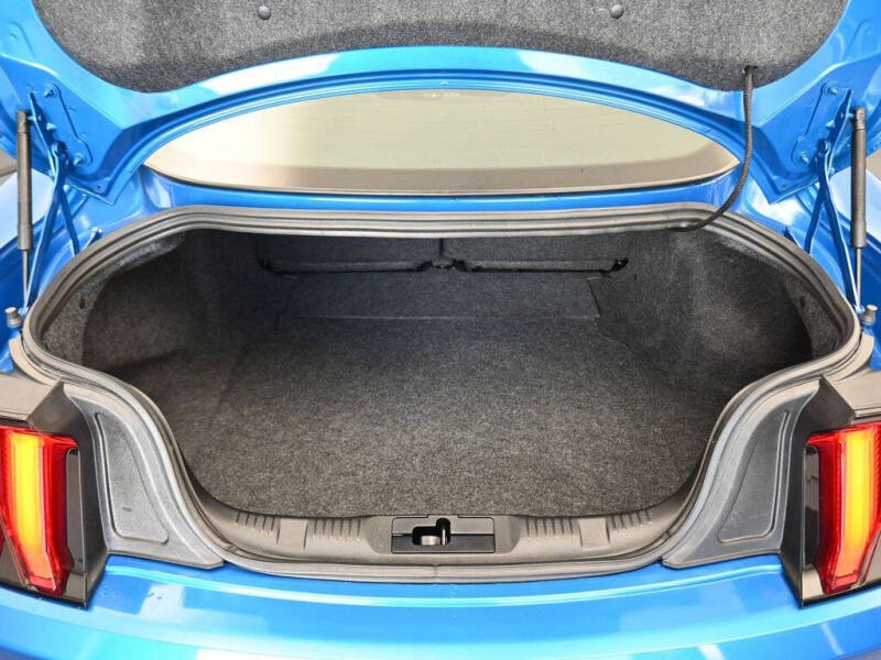 2020 Ford Mustang EcoBoost