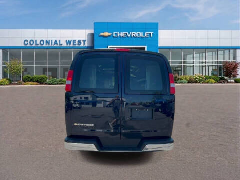 2026 Chevrolet Express 2500