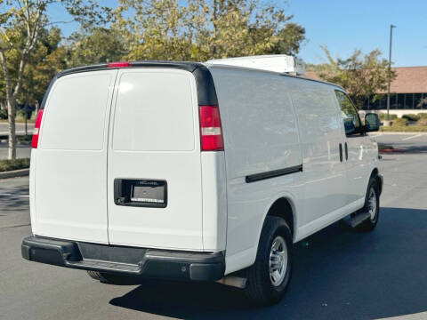 2019 Chevrolet Express 2500