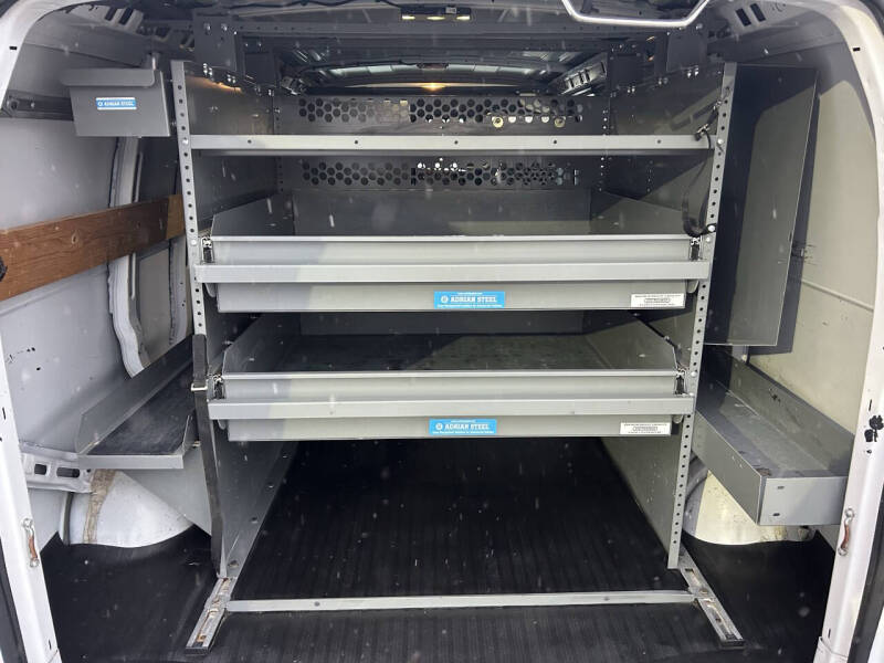 2017 Chevrolet Express 2500