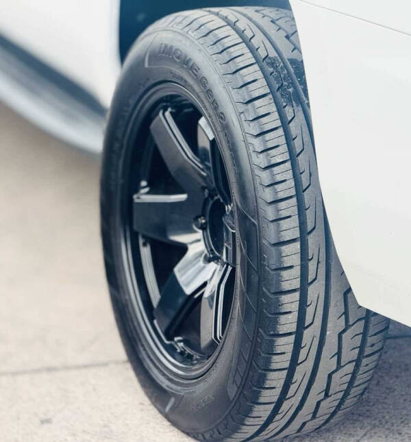 2017 Chevrolet Suburban LS