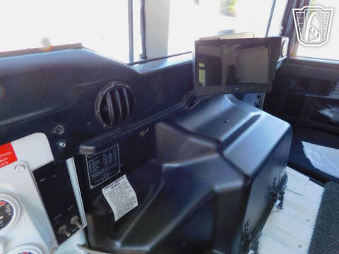 2008 AM General Hummer