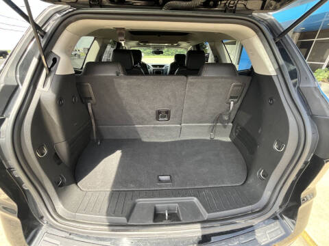 2017 Chevrolet Traverse LT