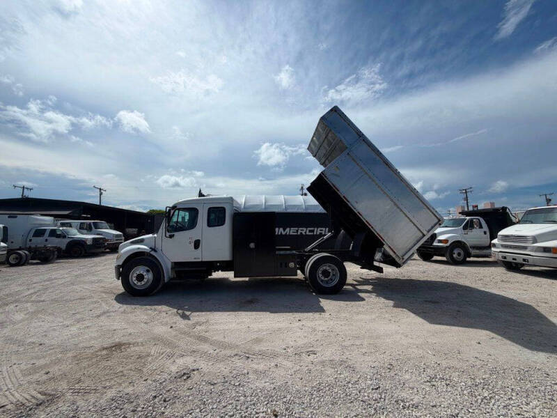 2007 Freightliner M2 106