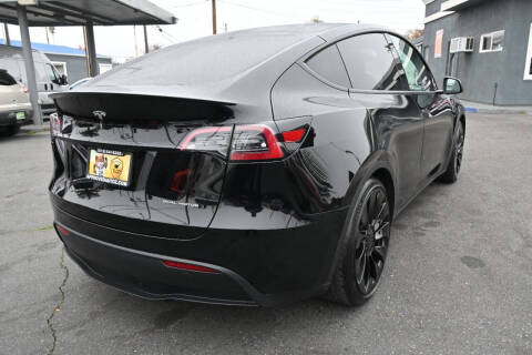 2023 Tesla Model Y Performance