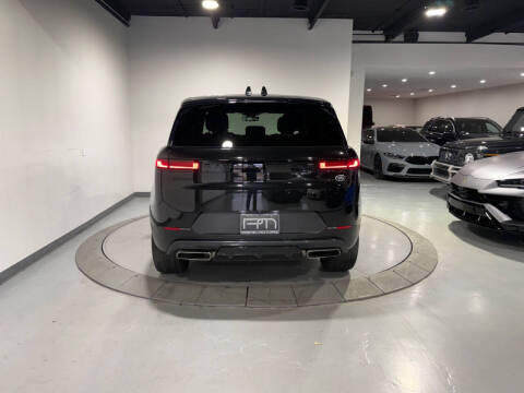 2023 Land Rover Range Rover Sport P360 SE