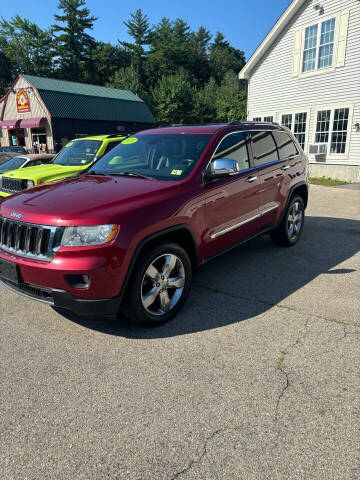 2013 Jeep Grand Cherokee for sale at Auto Town Inc in Brentwood NH