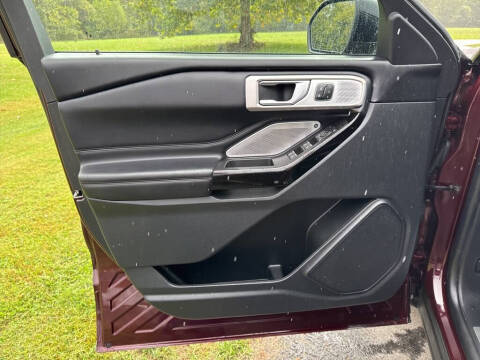 2022 Ford Explorer Platinum