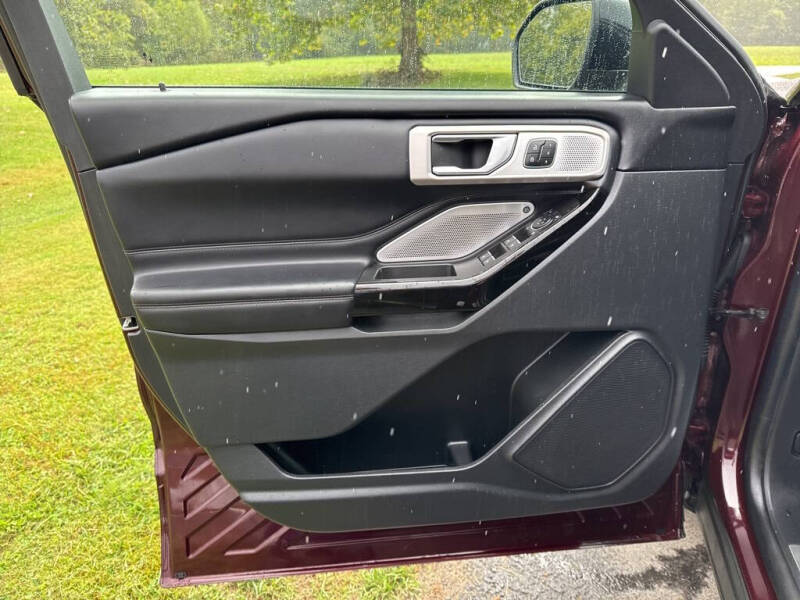 2022 Ford Explorer Platinum