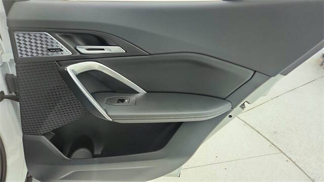 2025 BMW X2 xDrive28i