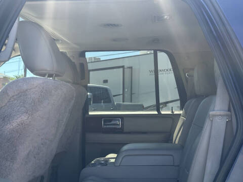 2011 Lincoln Navigator