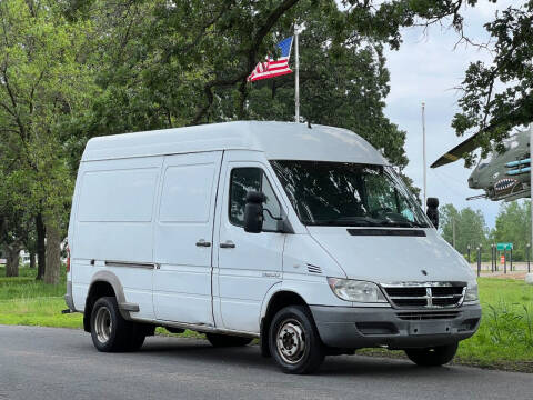 2006 Dodge Sprinter for sale at Every Day Auto Sales in Shakopee MN