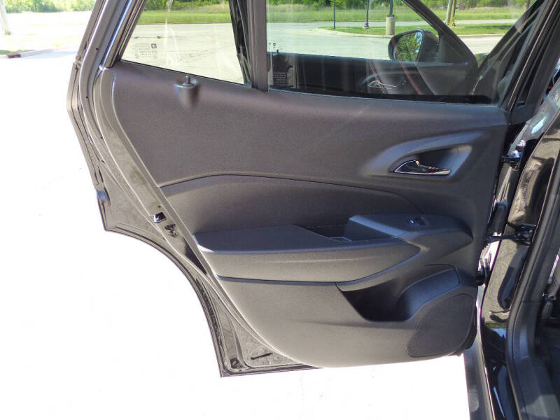 2025 Chevrolet Trax RS