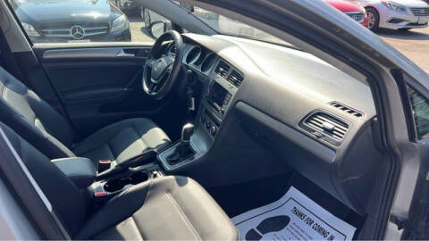 2015 Volkswagen Golf