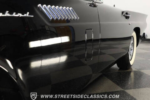 1957 Ford Thunderbird