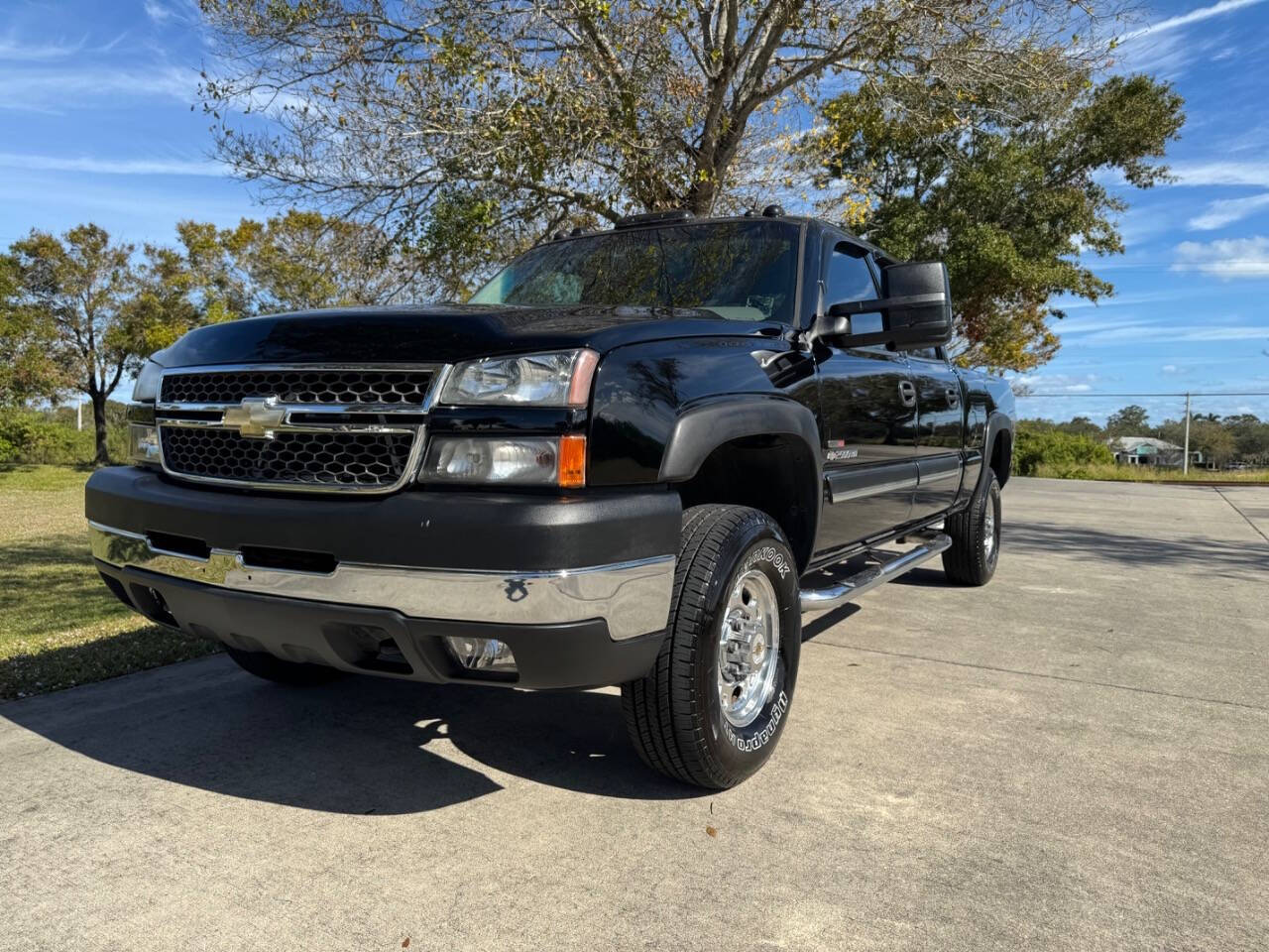 2005 Chevrolet Silverado 2500HD for sale at DIESEL TRUCK SOURCE in Sebastian, FL