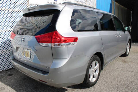 2011 Toyota Sienna