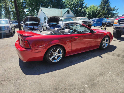 2000 Ford Mustang