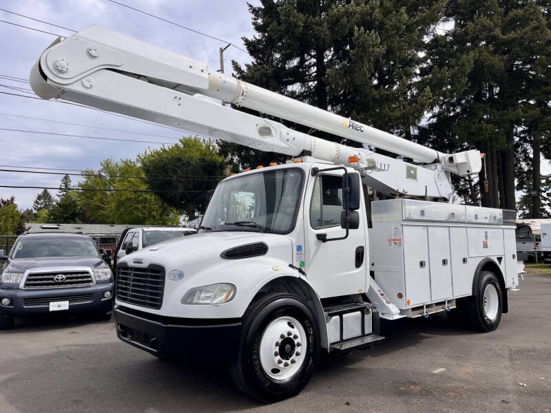 2013 Freightliner M2 106